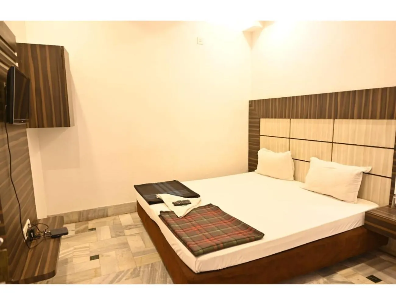 Homestay Hotel Arya, Varanasi